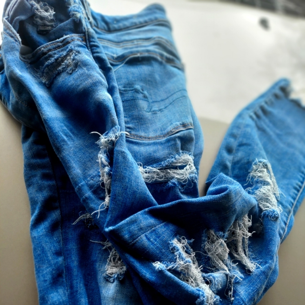 American Eagle Skinny Jeans